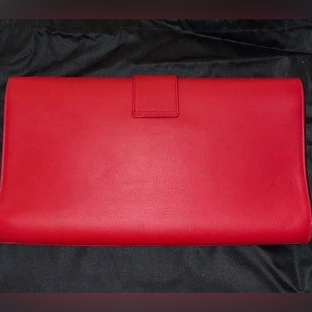 🎉SOLD🎉 YSL Clutch - Picture 3 of 5